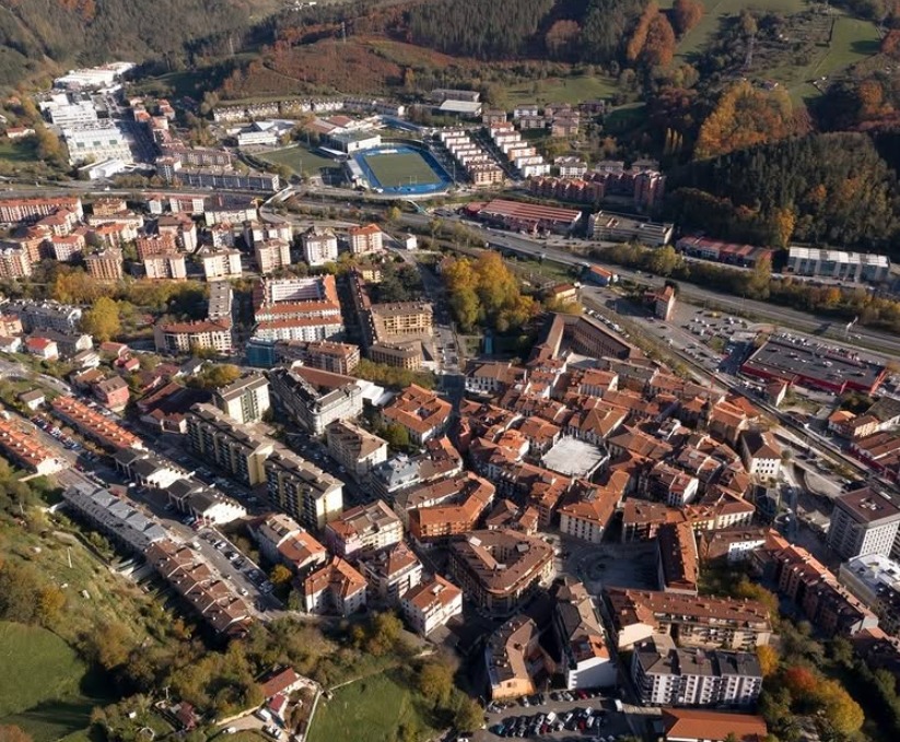 Epe administratiboak egun batez luzatuko dira, itzalaldia dela eta